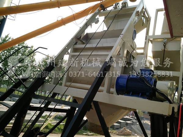 小型攪拌站維護(hù)需注意防塵(圖1) 小型攪拌站